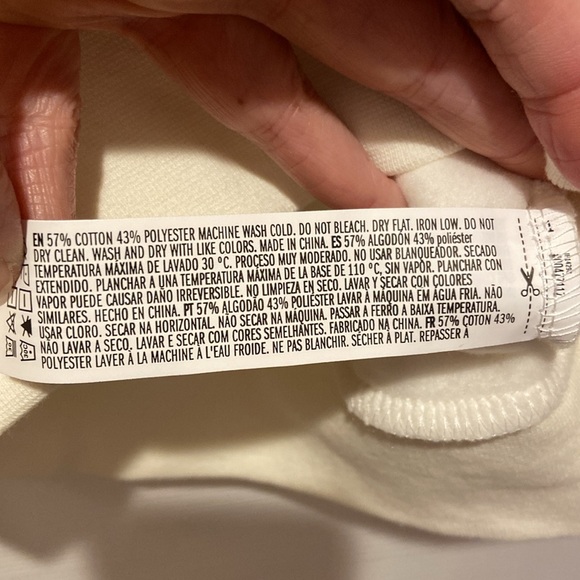 NWT Forever 21 Cream Fleece Crew Pullover Sweatshirt - Picture 6 of 6